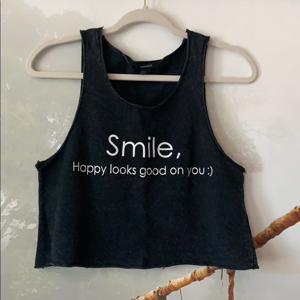 A Happy Crop top!! 🖤 Color black
